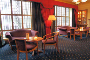 Lucan Spa Hotel - Lobby area