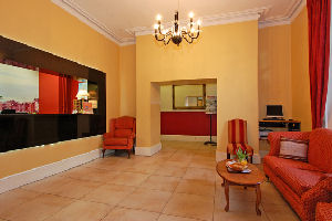Maple Hotel - Reception