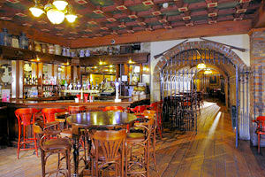 swift bar