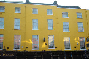 Gate Hotel