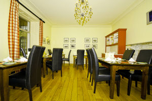 Faythe Guesthouse - Breakfast room image 2
