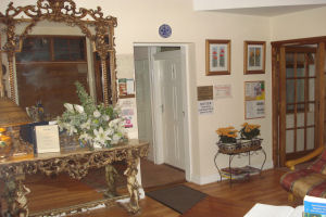Saint George Guesthouse - Hallway