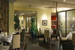 Oriel House Hotel - Dining image 2