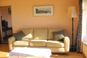 Seafield Farm - Livingroom