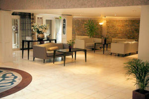 Earl of Desmond Hotel - Hotel Foyer image 1