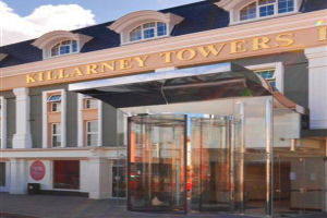 Killarney Towers - Hotel Front