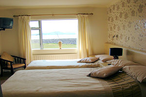 Smugglers inn double and single room  GAS07354