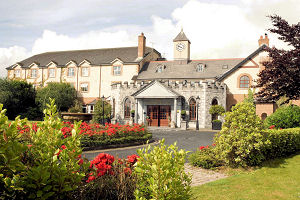 abbey court hotel front full view hhs04028