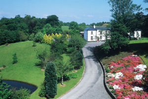 rosslakehousehotel-exterior