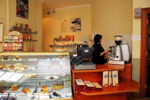 Alcock and Brown Hotel - Cafe