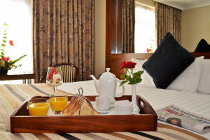 Flannerys Hotel - SuperiorKing1