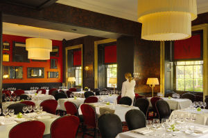 Hotel Meyrick - Oyster Grill Restaurant