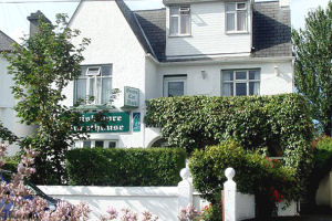 Inishmore Guesthouse - House Exterior