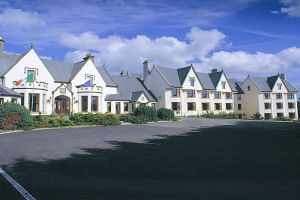 Oranmore Lodge Hotel - front