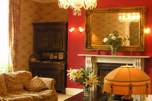 Waterloo House - living room