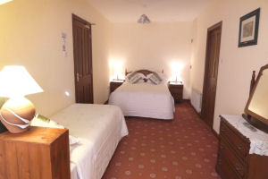 Salmon Leap Farm - Double and Single room