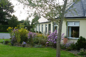 Eagle Hill Farmhouse - Exterior and Garden 