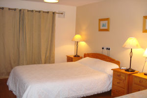 Avila BB - bedroom
