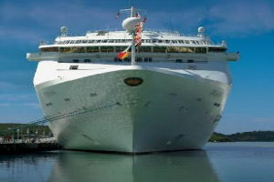 Waters Edge Hotel - Cruise ship image 3