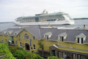 Waters Edge Hotel - View from hotel