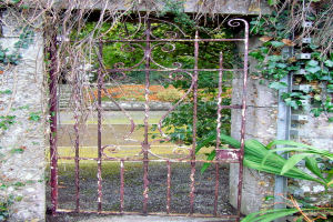 Raheen House - Garden Gate_2