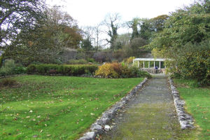 Raheen House - Garden_2
