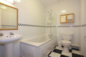 bathroom 