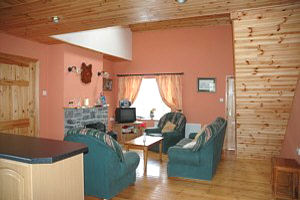 Old Farmhouse - livingroom - srs0156901