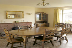 Fort Farm House - Dining room