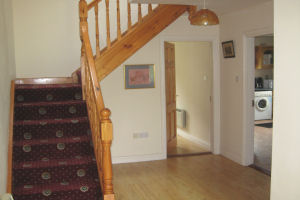 6 Dun na Mara - Hall