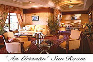 Meadowlands Hotel - Sunroom