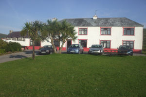 moriartys farmhouse-exterior-ifs0k728