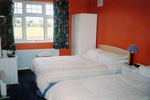 Killarney House - Bedroom3