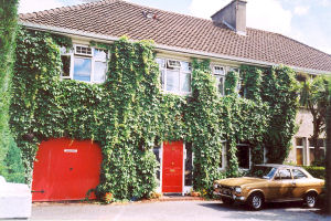 Killarney House - Outside