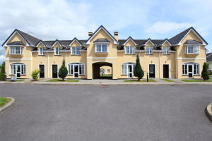Killarney Holiday Village - Exterior 