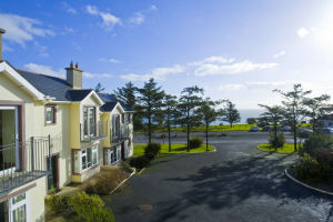 Sea Cliff Holiday Village - Exterior