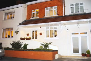 Annadale - exterior - itsd1240