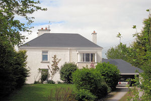 Riverside - Exterior 