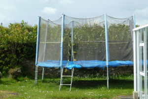 Riverside - Trampoline