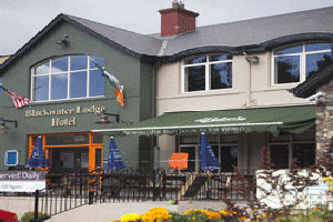 Blackwater Lodge Hote Front Image HHS04281