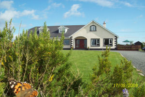 Carrigbyrne Lodge - Exterior 