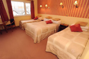 Failte Hotel - Triple room