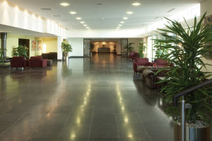 Radisson Blu Hotel and Spa Cork - Hotel Lobby