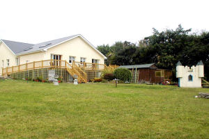 Reads Park Cottages - Back of House - srs0177801