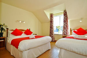 Bedroom2 - HOS010039