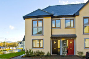 Lakeside Holiday Cottages - Exterior