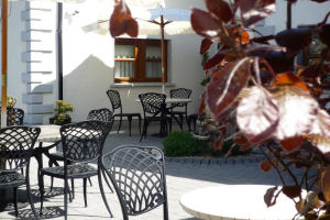 Patio Area of Avlon Bed and Breakfast