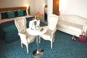 Aqua Room