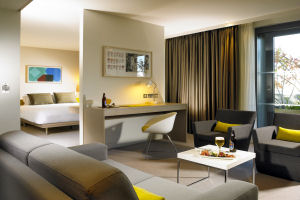 The Gibson Hotel - Bedroom