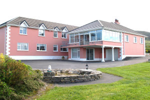 Reenard House - House Exterior